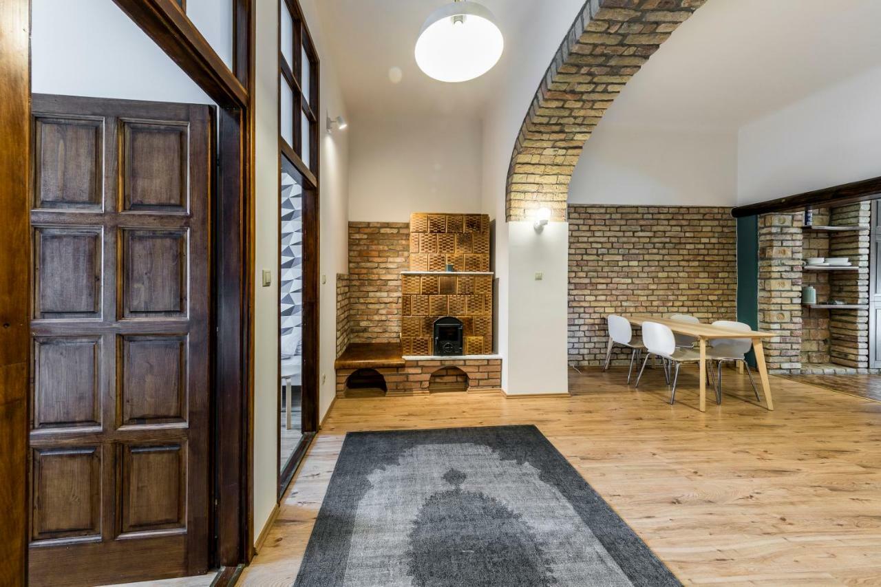 French Touch Apartment With Free Parking Будапеща Екстериор снимка